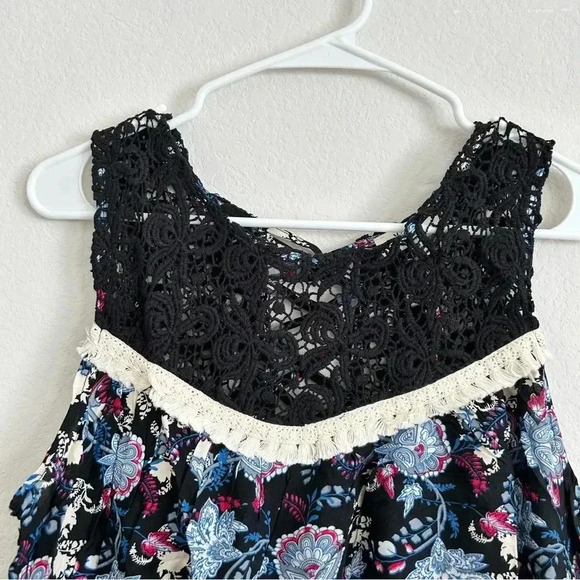 5 NWT Top Bundle from Hayden Los Angeles - Picture 10 of 16